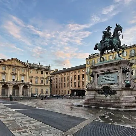 Apartment With 2 Bedrooms In Torino With Wonderful Mountain View Balcony And Wifi 92 Km From The Slopes Turín
