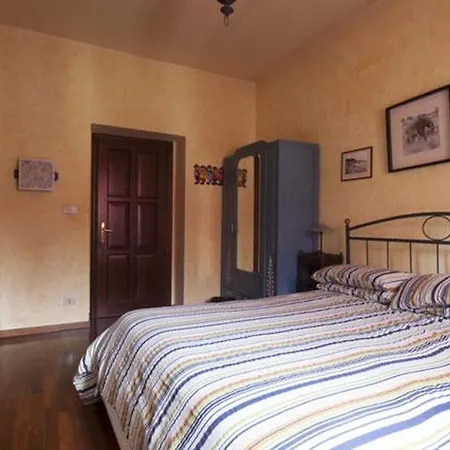 Apartment With 2 Bedrooms In Torino With Wonderful Mountain View Balcony And Wifi 92 Km From The Slopes Apartamento Turín